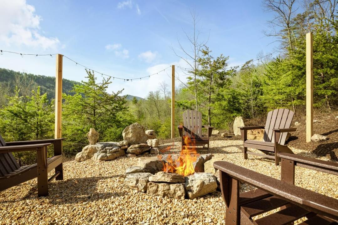 Modern Yurt W River Access, Hot Tub, Wifi & Grill Wardensville Exterior photo