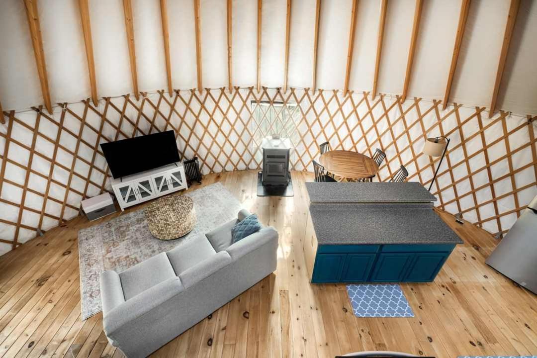 Modern Yurt W River Access, Hot Tub, Wifi & Grill Wardensville Exterior photo